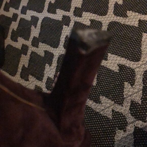 Salvatore Ferragamo suede size 6 1/2 - Picture 9 of 15